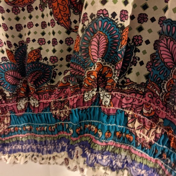 Bundle Patterned Sheer Top & Tank - Picture 10 of 10